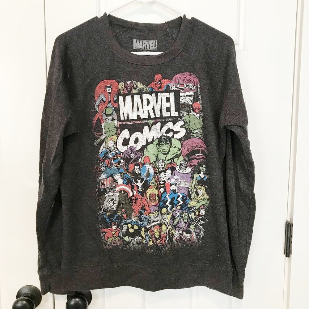 4/10 MARVEL COMICS SWEATSHIRT